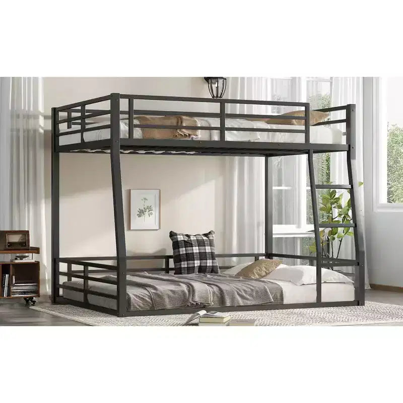 Lit superposé en métal Full XL sur Queen pour adultes et adolescents, cadre robuste peu encombrant, garde-corps, silencieux, pas de sommier, noir
