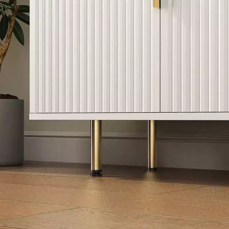 Buffet moderne avec rangement Grand buffet avec panneaux latéraux rainurés et étagères réglables Blanc